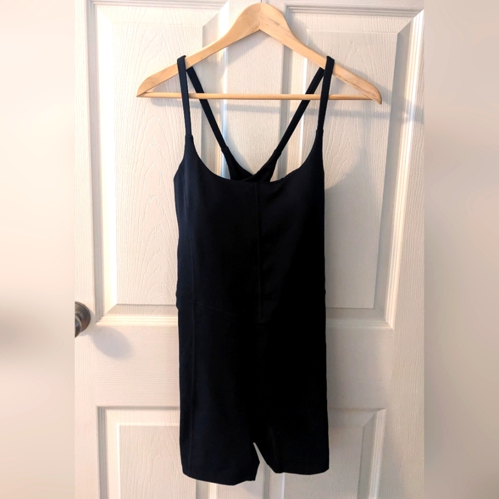 ALL IN MOTION Short Bodysuit - Picture 1 of 8